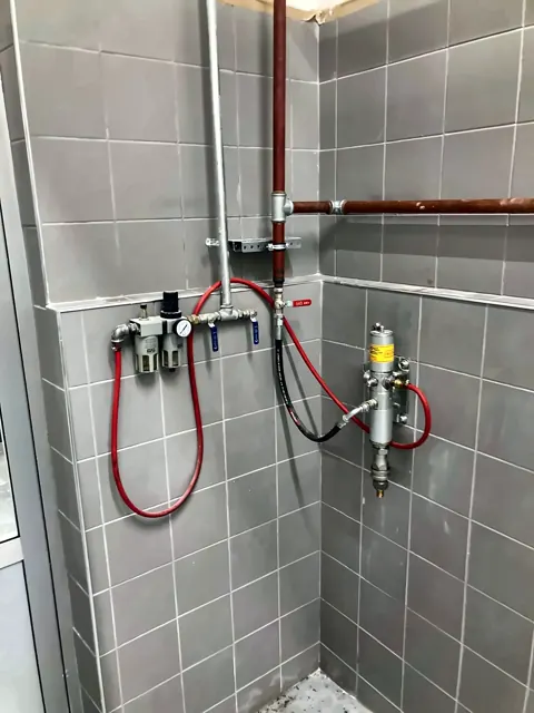 Pneumatische Pumpe und Wartungseinheit
